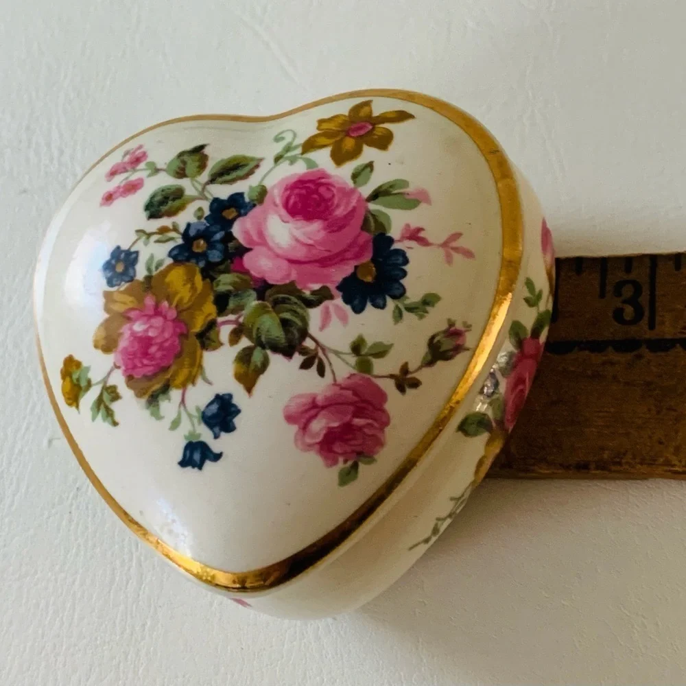Palissy Trinket box from England